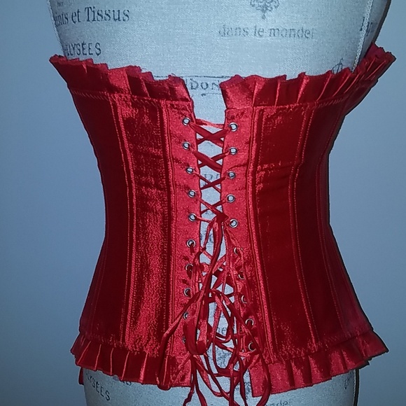 Red bustier with rhinestones - Picture 4 of 5